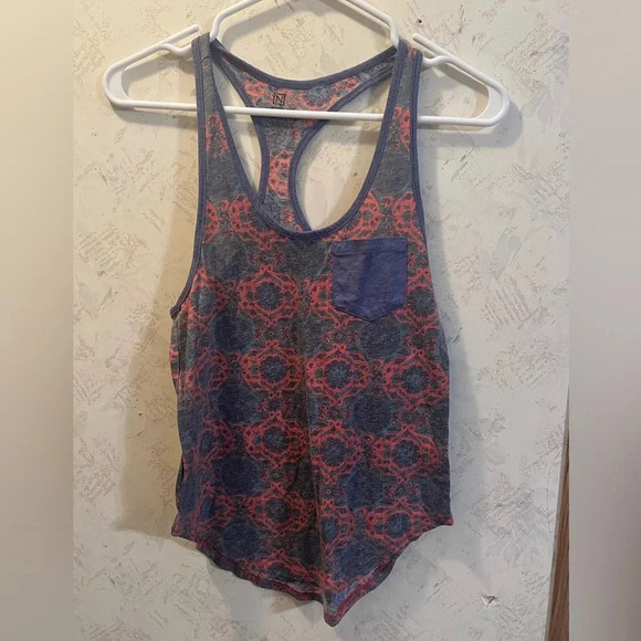 NOLLIE Racerback - Picture 1 of 3